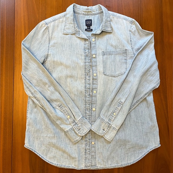 GAP Casual Denim Shirt - Picture 1 of 3